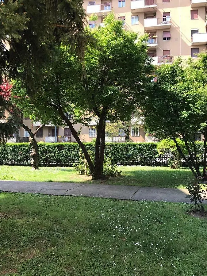 Appartamento Bright Flat With Shared Garden Milano