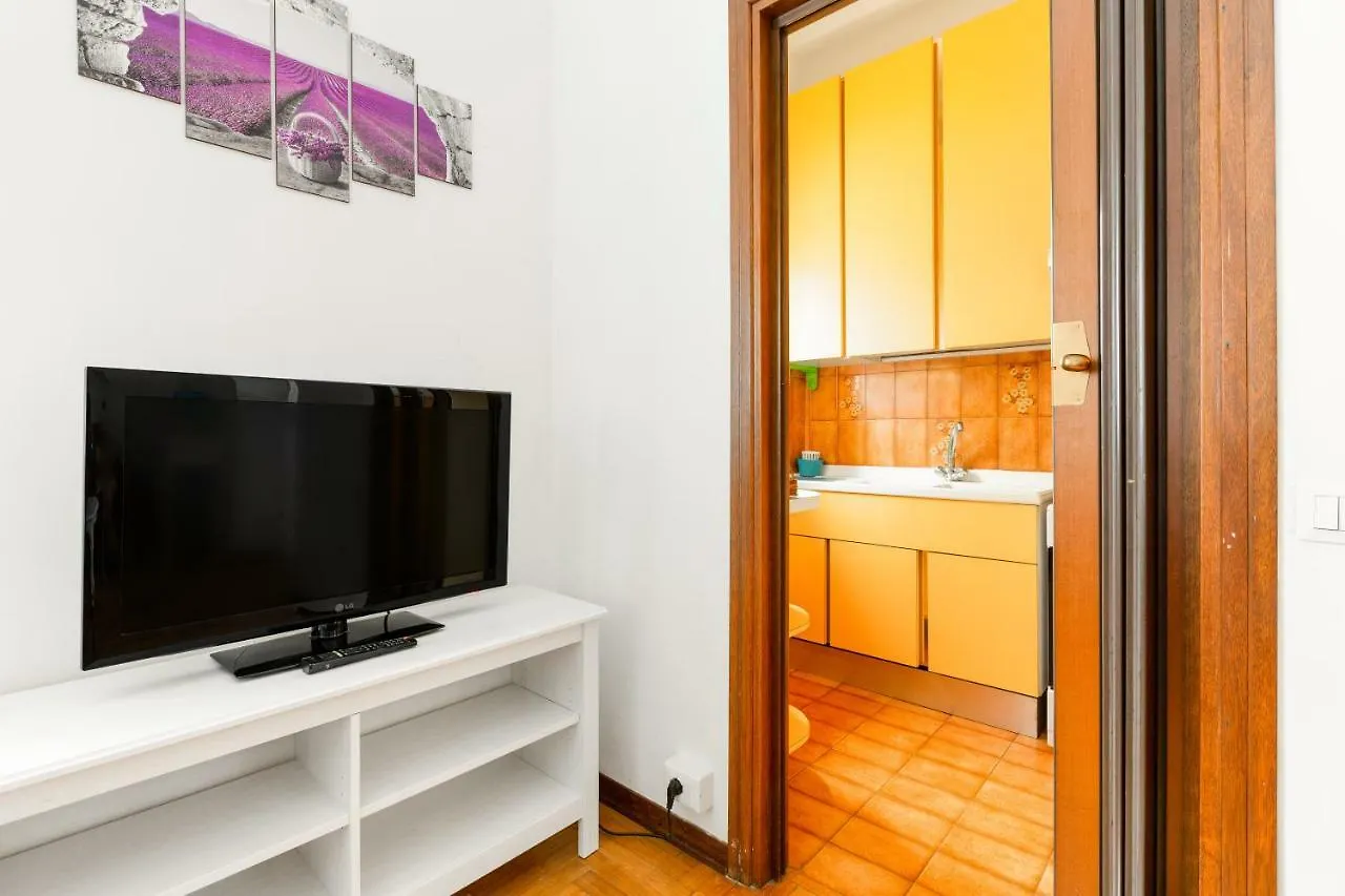 Appartamento Bright Flat With Shared Garden Milano