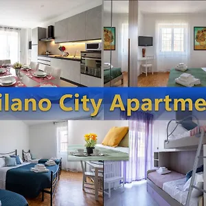 - Parking And Comfort - Spacious Up To 8 Pax Milano